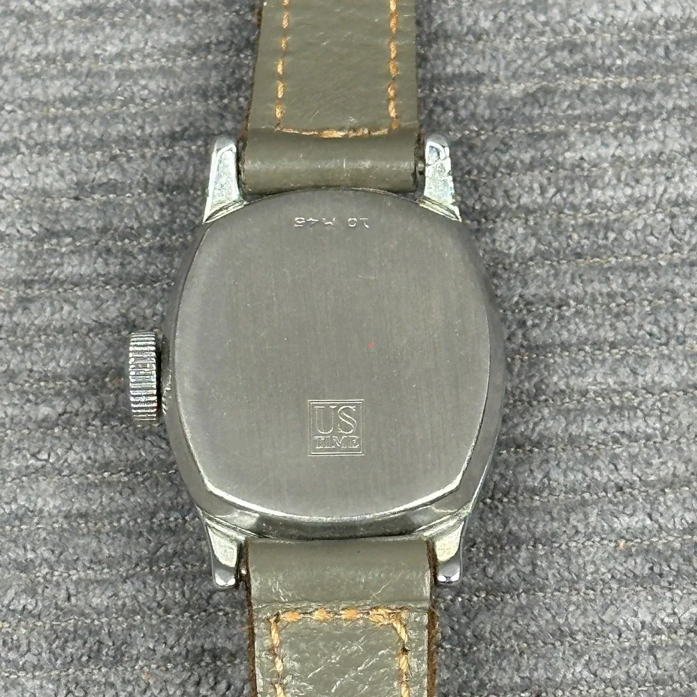 Vintage Timex Military Style Manual Wind Watch Black Dial Red Hand 10 M45